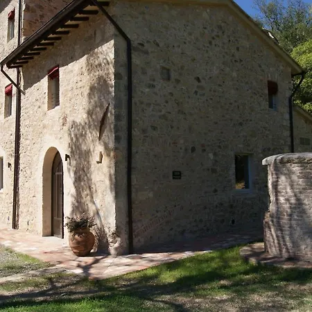 La Di Petriolo Hotel *